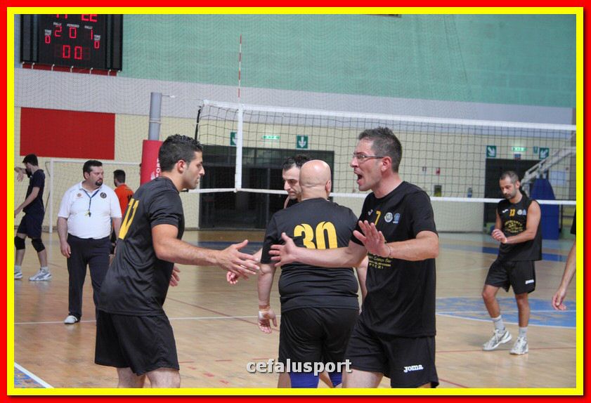 150614 volley 070_tn.jpg
